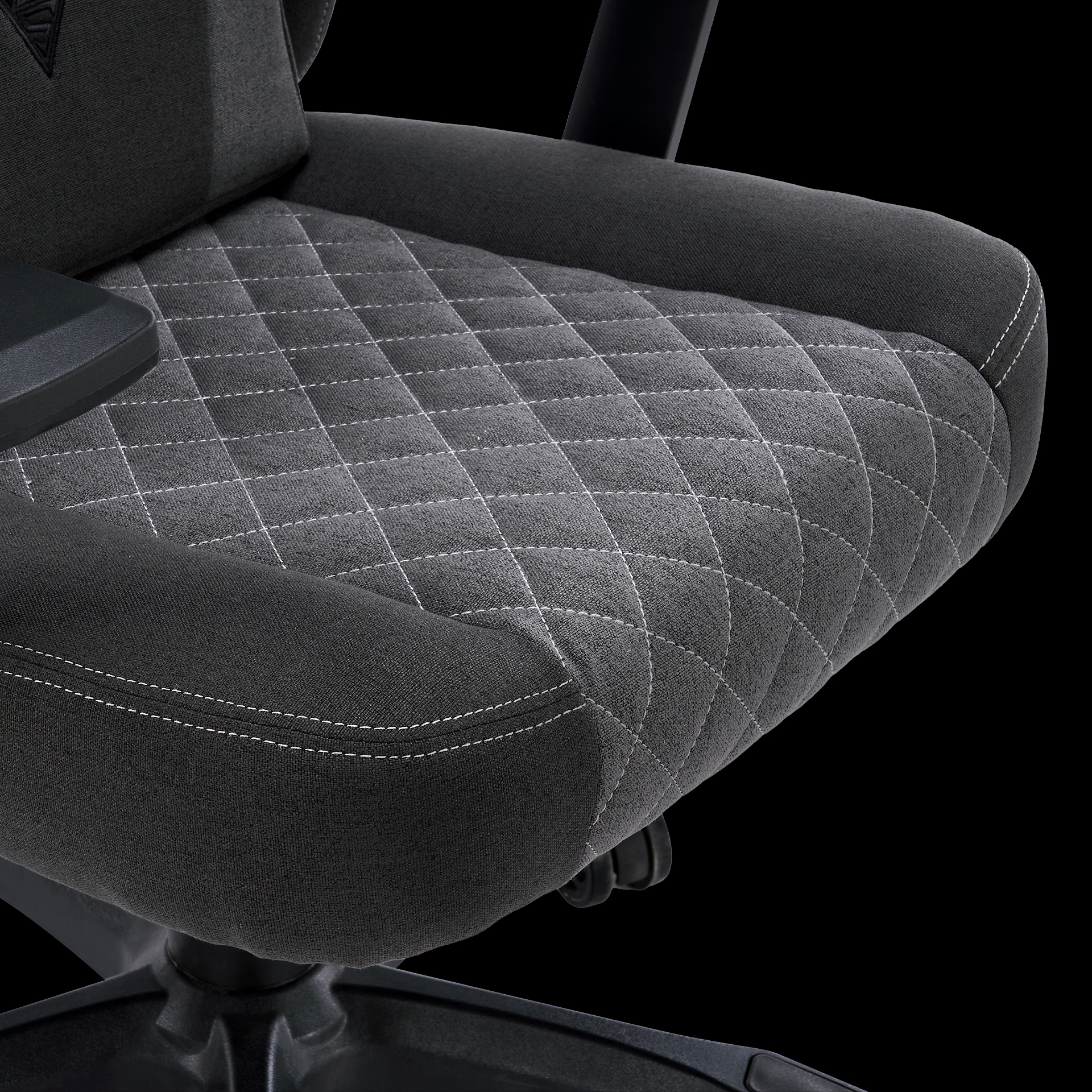 ZELUS E4 WEAVE Gaming Chair GAMDIAS